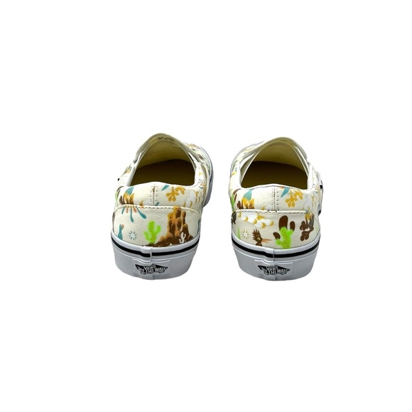 VANS Classic Slip On Shoe Women Size Sneakers Skate Low Canvas White VN000BVZBPH - Picture 6 of 9